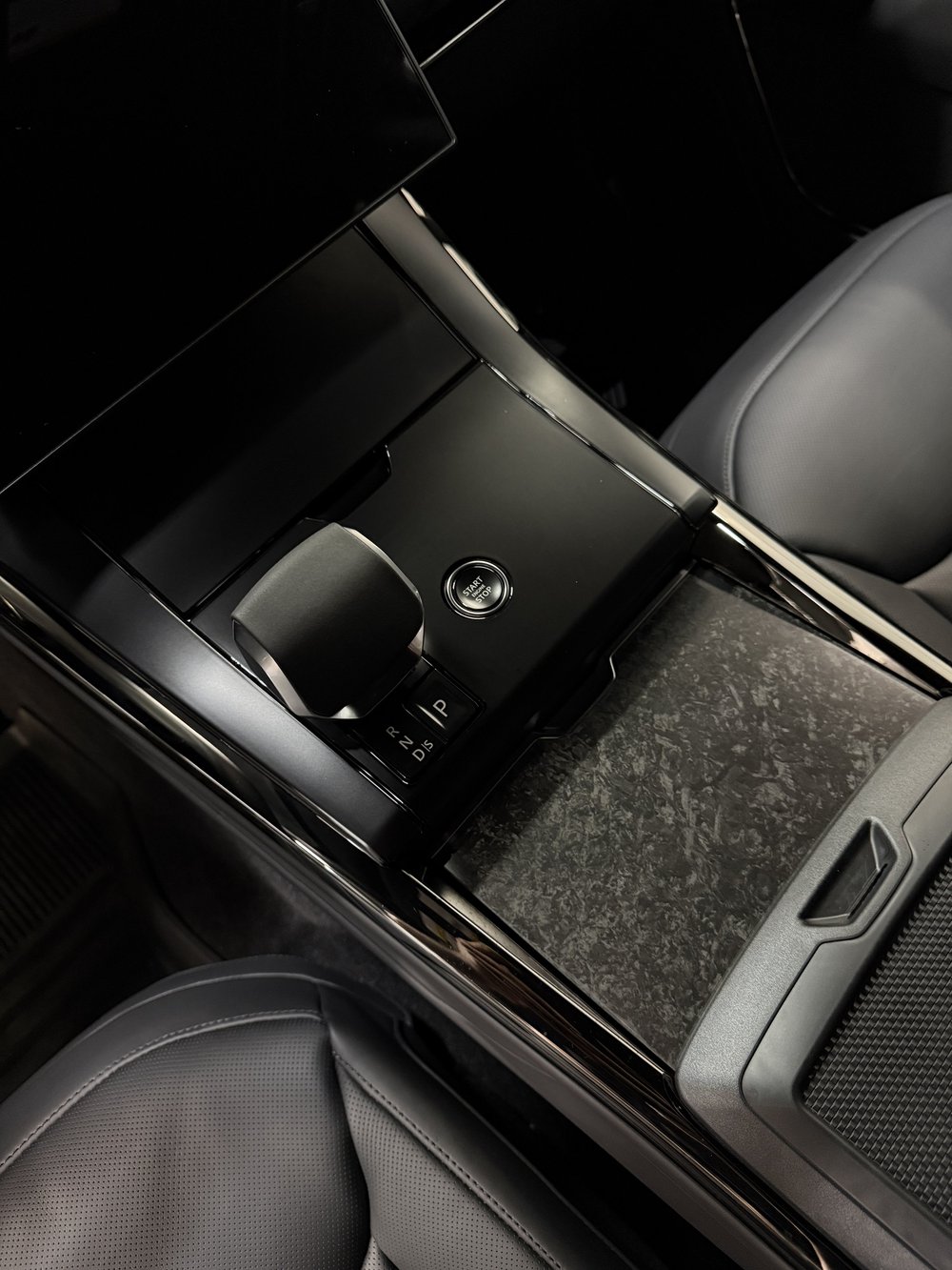 Range Rover interior professionally detailed at ZAutoCare in Waterloo