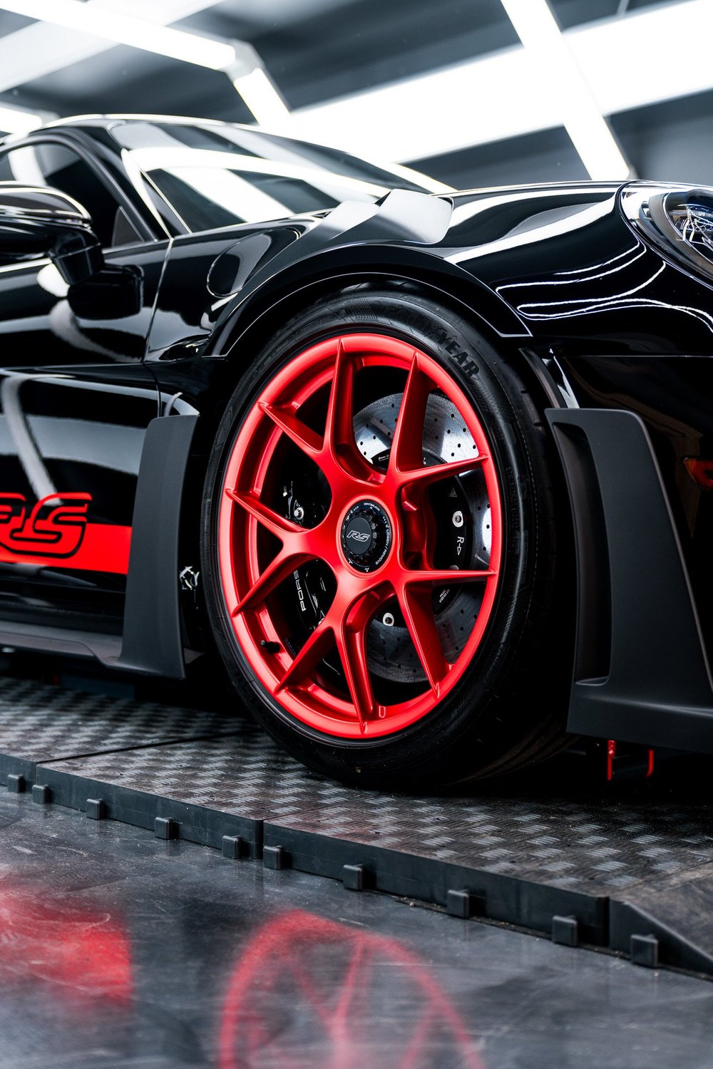 Pyro red wheels ceramic coated in Gtechniq C5 Wheel Armour