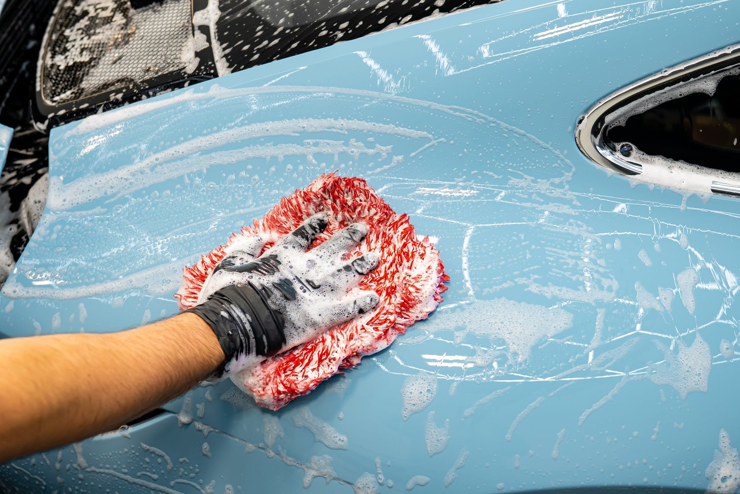 Car Detailing In Waterloo: 5 Mistakes People Make When Washing Their Car